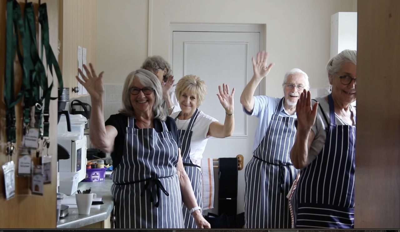 Life Lunches volunteers